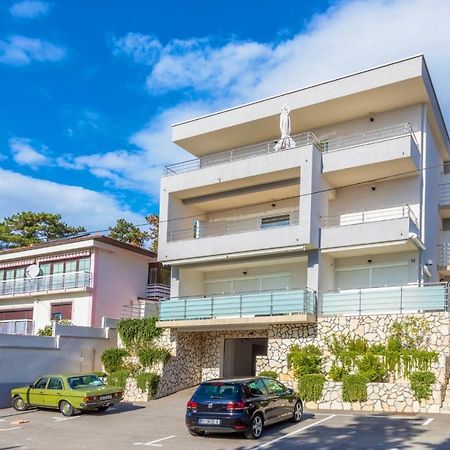 Melanie Apartment Crikvenica Bagian luar foto