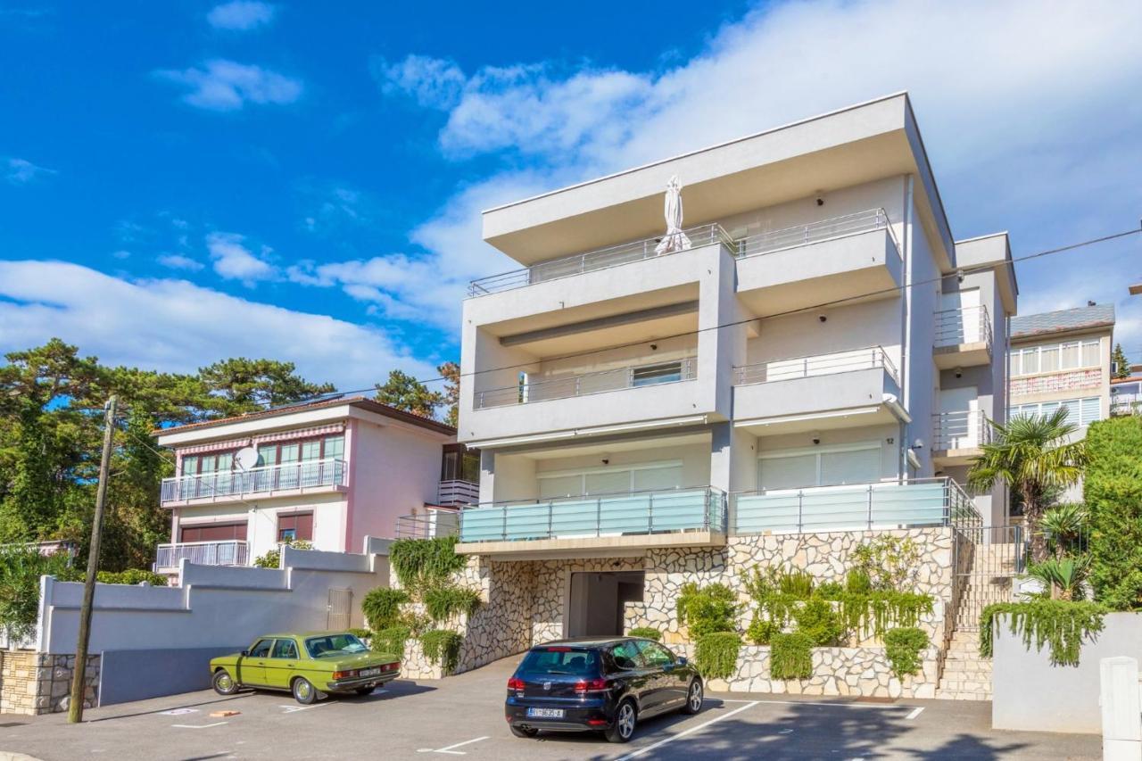 Melanie Apartment Crikvenica Bagian luar foto