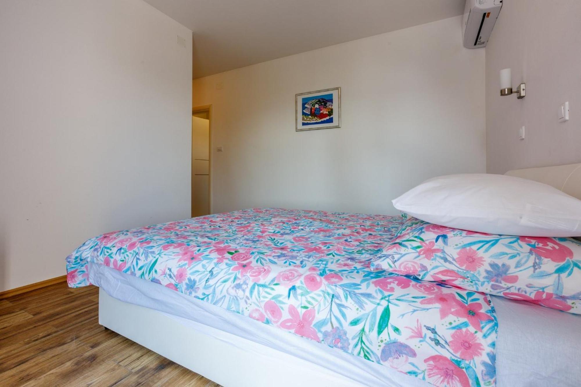 Melanie Apartment Crikvenica Bagian luar foto