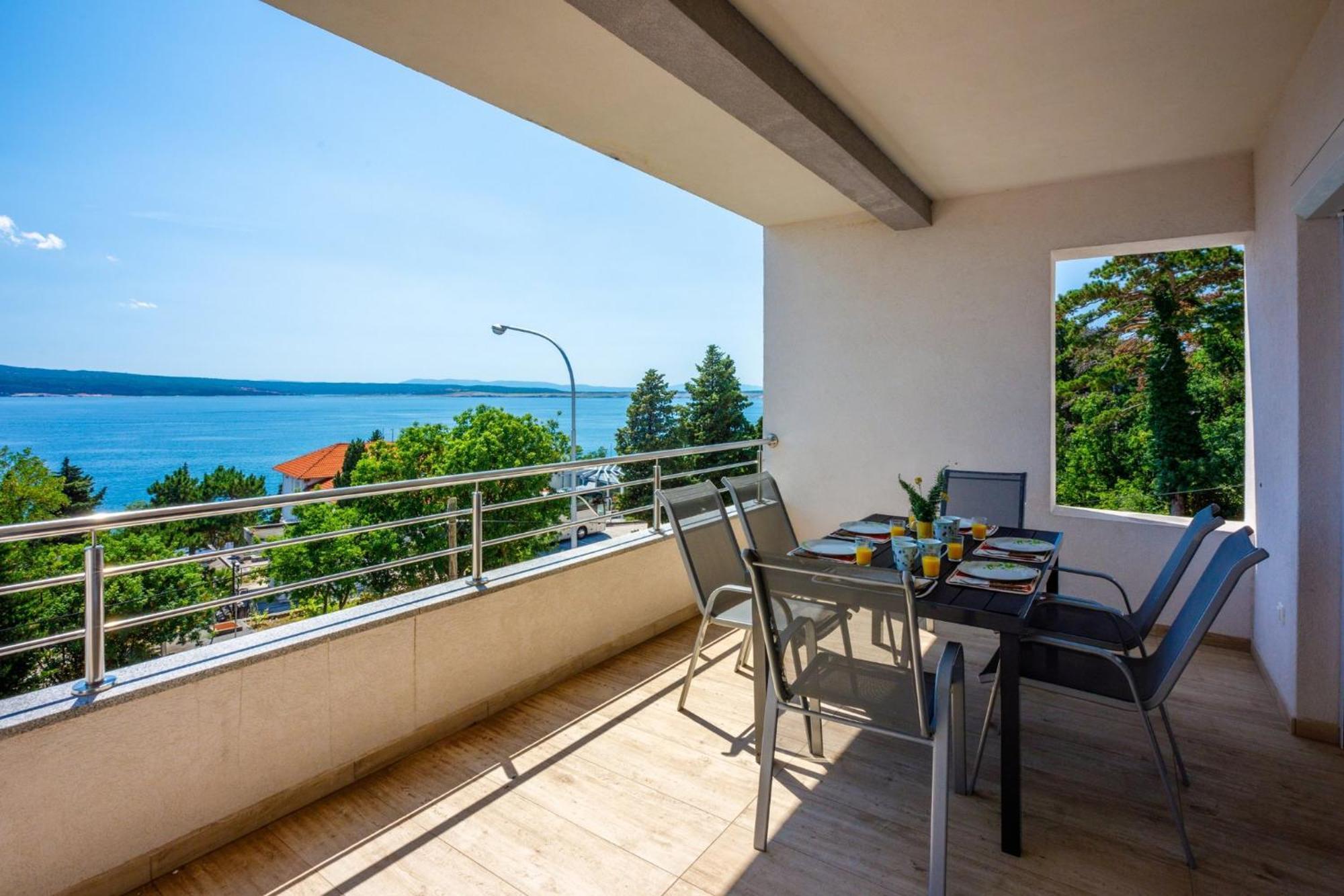 Melanie Apartment Crikvenica Bagian luar foto