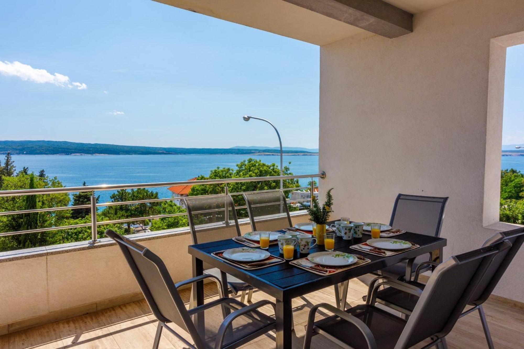 Melanie Apartment Crikvenica Bagian luar foto