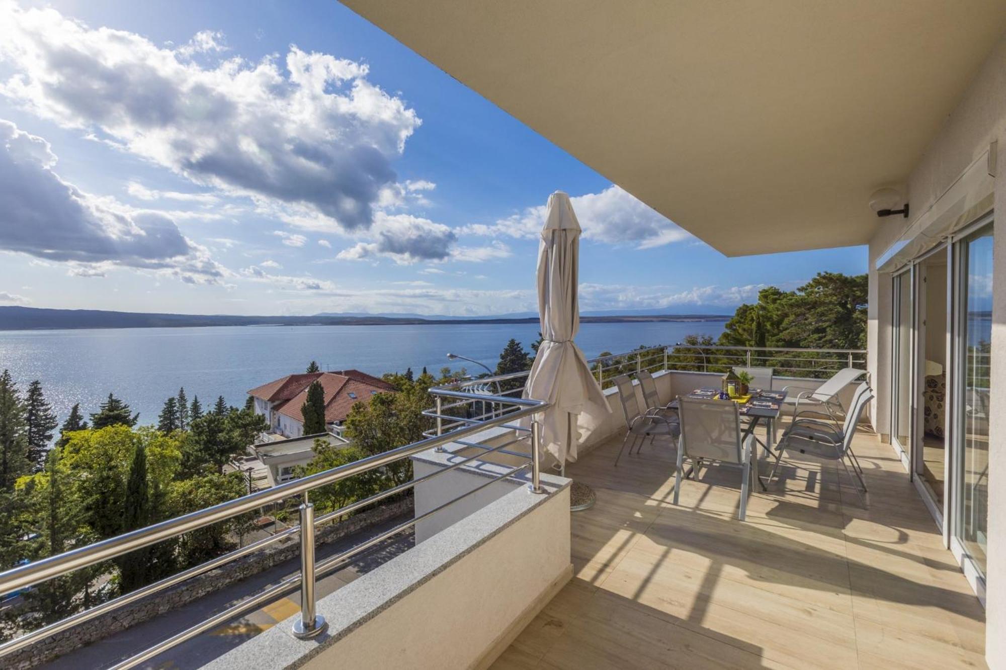 Melanie Apartment Crikvenica Bagian luar foto